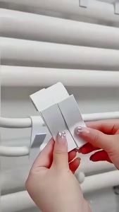 Multi-Purpose Heating Radiator Rail Hooks Clips Universal Household Bathroom Door Hook Kitchen Hanger Clip White Storage Rack