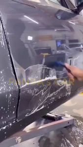 Dụng cụ gạt nước dán phim cách nhiệt ô tô nhà kính tay cầm NHỰA lưỡi cao su HÌNH THANG