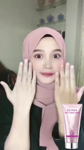 100g DEVNEN Lotion Pemutih Badan Instan Brightening Body Lotion Body Cream Bleaching Badan Glowing Mencerahkan Memperbaiki