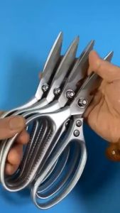 Gunting Dapur Serbaguna Stainless Tahan Karat / Gunting Ayam Ikan Daging Sayuran Praktis