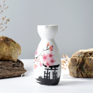 Retro Japanese Ceramic Wine Heater Pot Rice Wine Sake Bottle White Wine Hot Pot Liquor Server Elegant Home Use Barware