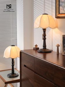 MOYU | French Vintage Simple Wooden Designer Bedroom Living Room Desk Lamp