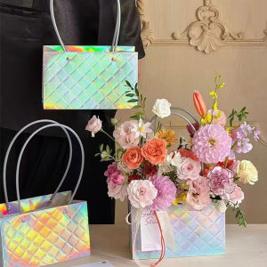 Túi Cầm Tay Mạ Bạc Roland Popular Fresh Flower Packaging Gift Box Lưng Bóng Chất Liệu Thủ Công Túi Cầm Tay Giấy