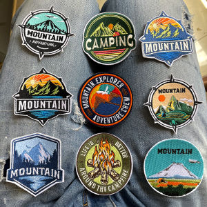 Mountain Camp Patch เหล็กบนแพทช์สําหรับเสื้อผ้า Thermoกาวแพทช์สติกเกอร์ตัวอักษร Appliques ป้ายกระเป๋าเป้สะพายหลังเย็บ DIY