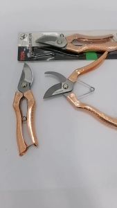 Kéo cắt cành cây  Kéo làm vườn ( Có thêm lò xo ) MS 037.