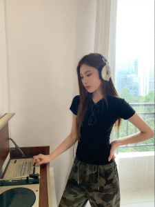 NIHAOKANONG | Áo Thun Tay Ngắn Ôm Đen Mùa Hè