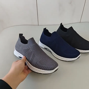 Mens Casual Shoes Sneakers Fashion Black Mesh Breathable Loafers Mens Shoes Slip On Lightweight Walking Shoes Size 39-44
