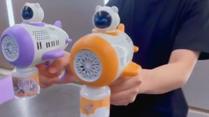 Súng bắn bong bóng hình máy bay