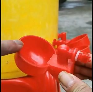 Ready Nipple 3Model Nipple tempat minum Burung puyuh Dan Unggas Lainnya model terbaru