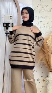 Sweater Rajut Premium Motif Stripe Lengan Panjang Wanita