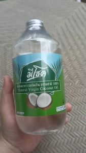 น้ำมันมะพร้าวสกัดเย็น มีโชค 1000 มล. Meechok 100% Virgin Coconut Oil 1000 ml. มี อย.รับประทานได้ คุณภาพผ่านมาตรฐานสากล รับประกันคุณภาพ สุดคุ้ม