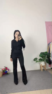 ชุดเซ็ตสองชิ้น ดีไซน์แขนยาว สวมใส่ดูผอมทันที