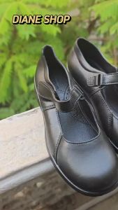 Womens stylish black shoes non-slip and waterproof rubber comfortable for wearing outdoors suitable for work and school Velcro slip-on design suitable for all seasons 085523