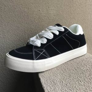 Retro Thick Bottom Sneakers Casual Velvet Shoes Wide Fit Fat Foot Student Sports Shoes Mens White Sneakers Leisure Shoes