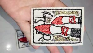 Hình ủi nhiệt lên áo trang trí