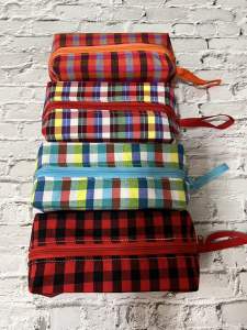 กระเป๋าเครื่องสำอางผ้าขาวม้า