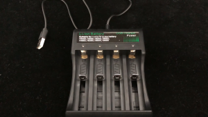 RAYHAYES 14500/18650 Batteries Charger USB Charger Battery Charging Portable universal charger