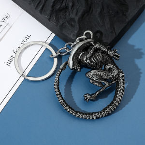 Marvel Alien Predator AVP Keychain for Men Alien Xenomorph Figure Cosplay Key Rings Key Accessories Gift