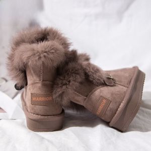 Giày bốt Warrior làm bằng da bò có lót lông cừu chống thấm nước giữ ấm