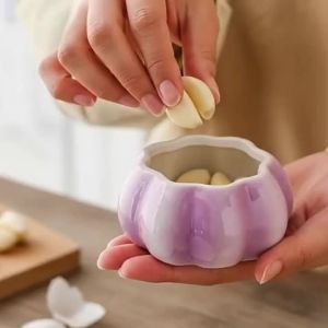 1PCS Purple Garlic Ceramic Storage Jar Reusable Kitchen Garlic Storage Container Candy Nut Jar Storage Box Home Decoration