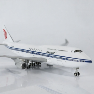 JIZHICHEN | Simulative Airplane Model With Wheels and Lights