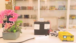 OTOHEROES Charger Aki Motor Mobil Portable Otomatis Auto On Off - Charger Batteray Accu Auto 250W 12V/24V 200AH