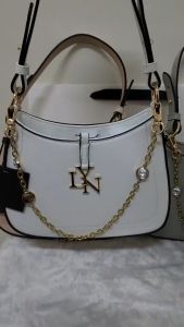 กระเป๋าสะพายข้าง LYN HOBO ทรงพอช รุ่นใหม่ ทรงสวย คล้องไหล่ เเละ สะพายข้าง มีถุงผ้า และป้ายราคา กระเป๋าLyn กระเป๋า Lyn แท้ - Lazada