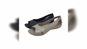 Crocss Serena Flat Women Sandal Wanita