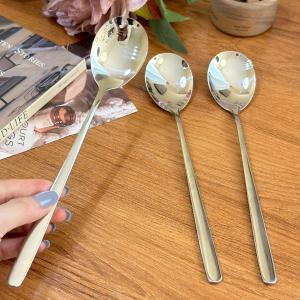 Elegant Long-Handled Round Spoon: A Premium Choice