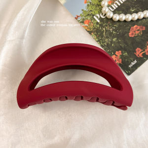 Elegant Large Soft Rubber Hair Clip Shark Clamp Womens Hair Accessories No Damage Hairpins Red Headwear Fashionable Hair Grips