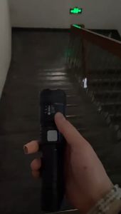 WELITE Senter P50 LED Super Terang 300 Lumens Lampu Cas Flashlight Zoom Swat Police