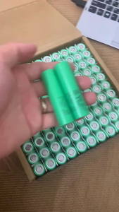 Combo 10 20 Viên Pin sạc 18650 Samsung 25R 2500mAh xả 25A Cực Cao Nội Trở Thấp mới 100% Chất Lượng Cao Bền Bỉ và Ổn Định.