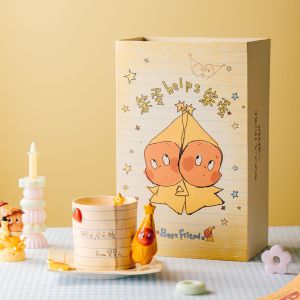 เซเติง โฮม สตาร์แมนแก้วและจานชุดครีเอทีฟ น่ารัก ของขวัญวันเกิดงานแต่งงานสำหรับแฟนถ้วยเซรามิคและจานรองไม่มีฝาปิด