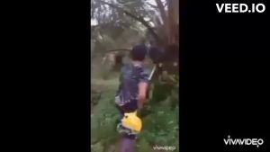 หัวเกียร์ตัดแต่งปาล์มน้ำมัน พร้อมชุดเครื่องยนต์ ความยาวรวมคน 4.80 ม.เปลี่ยนหัวได้ 3 แบบ ทั้งเสียม เคียว ใบเลื่อย สินค้ามีอนุสิทธิบัตร