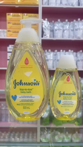 Chai tắm gội JONHSON BABY VÀNG