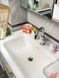 ชั้นวาง ที่เหมาะสมสำหรับในห้องน้ำ ชั้นวางที่ไม่ต้องเจาะ กล่อง และตะกร้า รุ่นไม่ต้องเจาะ สำหรับใช้ในการผสมติดผนัง