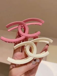 Simple 2C Hair Claw Clip Plastic Large Shark Clip For Girls Women Colorful Headwear Barrette Hairpins Gifts