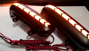 Aksesoris Mobil Innova: Set Lampu Spion Panah Besar 2 Pcs