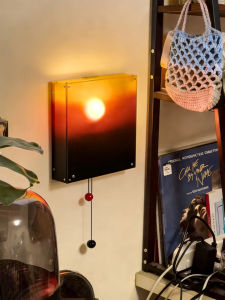 XUNZE | Ambient Sunset Sunrise Wall Lamp Pull Up-Down