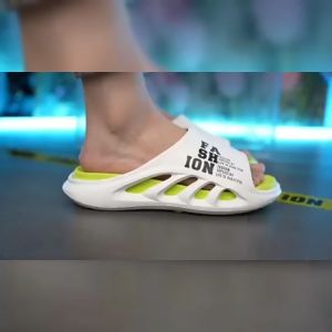 QZshop รองเท้าแตะแฟชั่นพื้นนู้ ดีไซน์สวย ทรงเท่ ยางมีคุณภาพ แมตท์ได้กับทุกชุด ขนาดนี้รีบมาตำกันจ้า