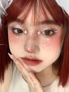 Christmas Themed Waterproof White Eyeliner Pen Non Smudging Green Color Beauty Makeup Tool for Eyes Normal Specification