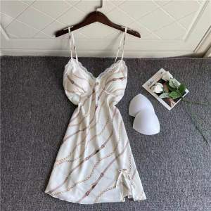 ชุดนอนกระโปรงผ้าซาติน มีฟองน้ำ (ibelly1029)