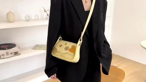TAS SELEMPANG WANITA IMPORT / TAS BAHU WANITA IMPORT / TAS FASHION WANITA IMPORT KEKINIAN BEST SELLER
