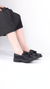 Men Classic Black Pu leather SHoes tassel Casual/Businesses mid heel Loafers Couple shoes36-45 Weight Decor Closed Comfort Footwear Walking Shoes Boy Walking Shoes