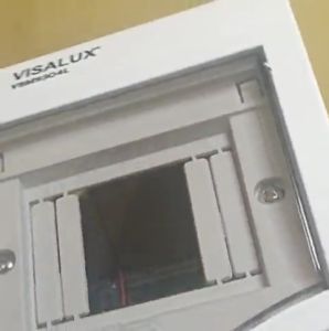 KOTAK BOX MCB 4 GROUP MERK VISALUX CASE MINI CIRCUIT BREAKER IB OB