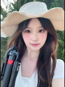 WIWU | Rotatable Portable Selfie Stick Tripod