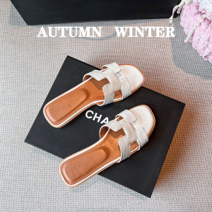 French Style Summer White Slippers Womens Outdoor Fashion Ladies Match Skirt Parfum Cool Drag Large Size Shoes 41-43