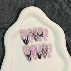 เล็บแต่งตัวด้วยมือ ลายผีเสื้อสีดำและม่วง สำหรับนักเรียน น้ำยาทาเล็บสีม่วง น้ำยาทาเล็บแบบสวมใส่ ผลิตจากจีนแผ่นดินใหญ่