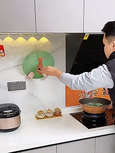 Penyangga Tempel Serbaguna Hisap Dinding Gantungan Baju Tutup Panci Gantungan Peralatan Rumah Dapur