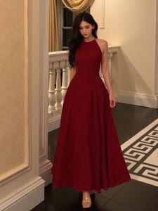 Red Hanging Neck Dress Womens Spring Large Sway French Style Beautiful Mid-Length A-Line Dress Retro Style Summer Gown